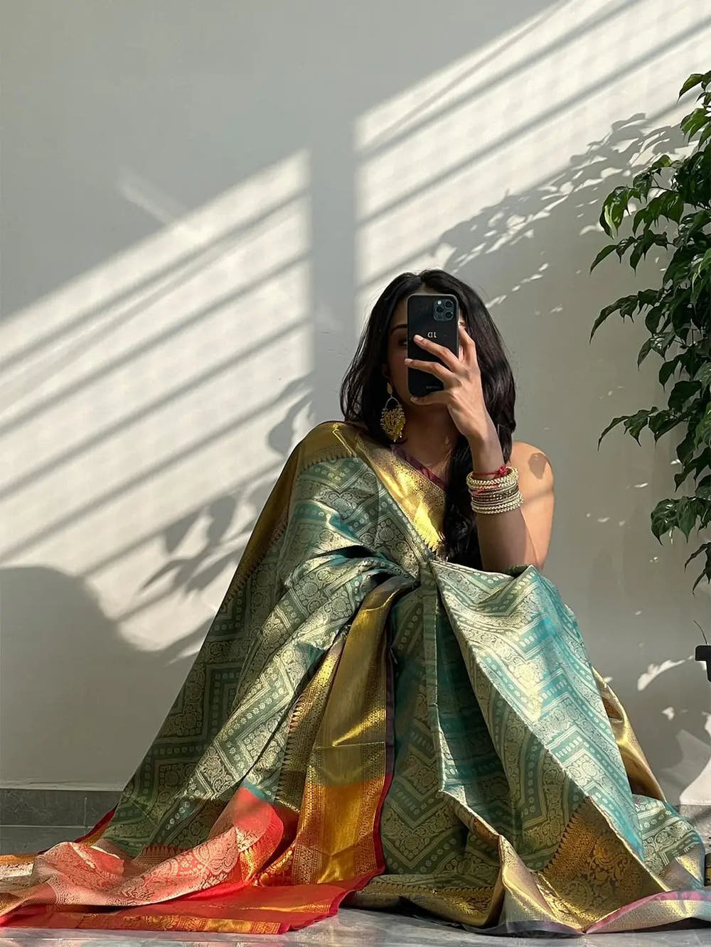 Exclusive Gold Zari One Grm Gold Kanjivaaram Pattu Silk Saree.