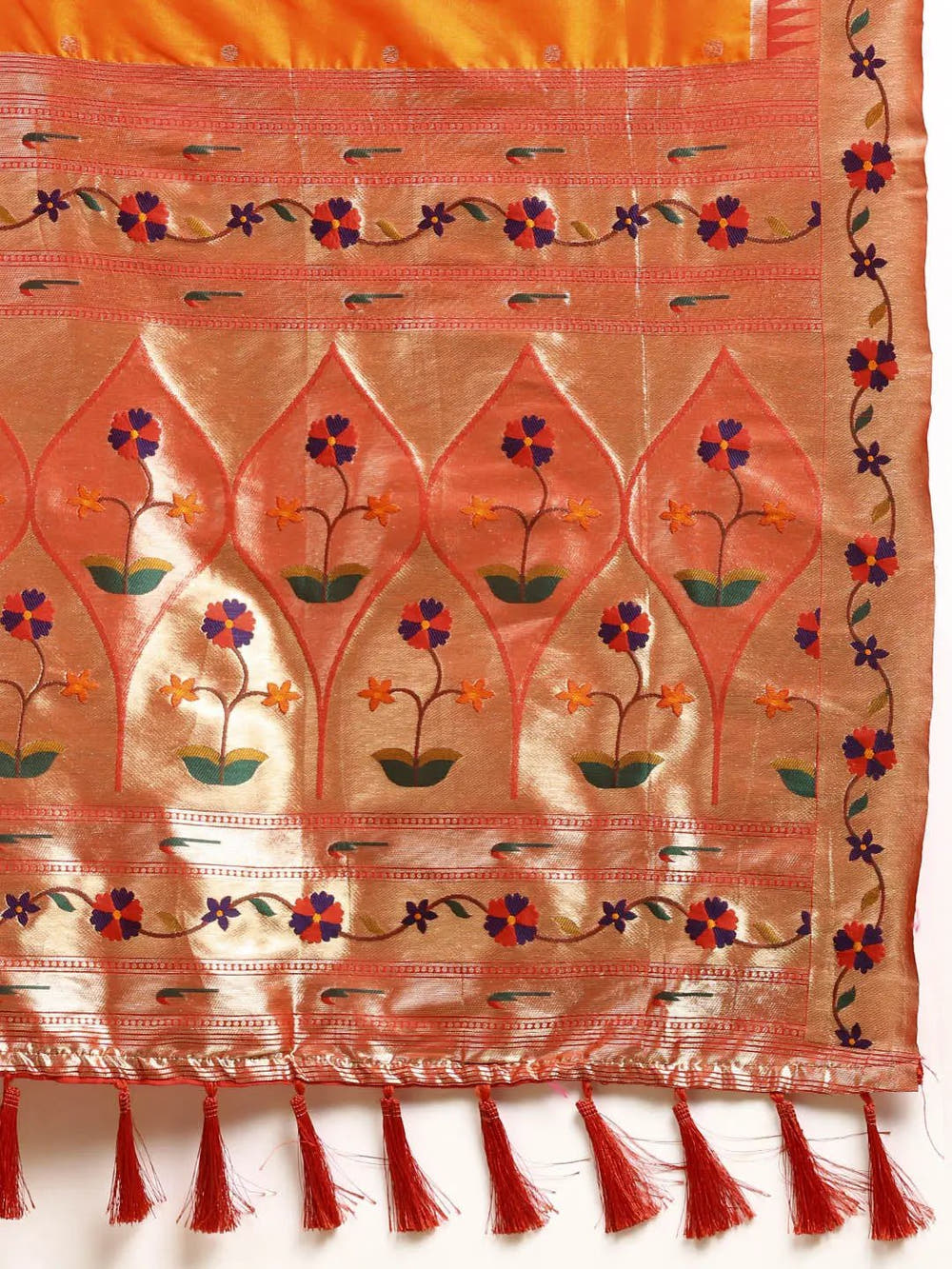 Exquisite Yevla Paithani Minakari Work Silk Saree