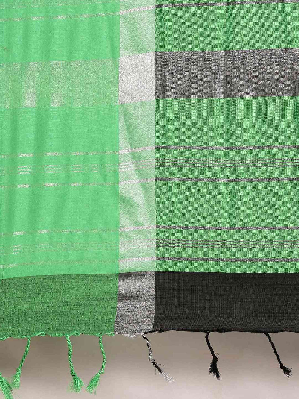 Elegant Black Colour Solid Linen Blend Saree With Zari Border