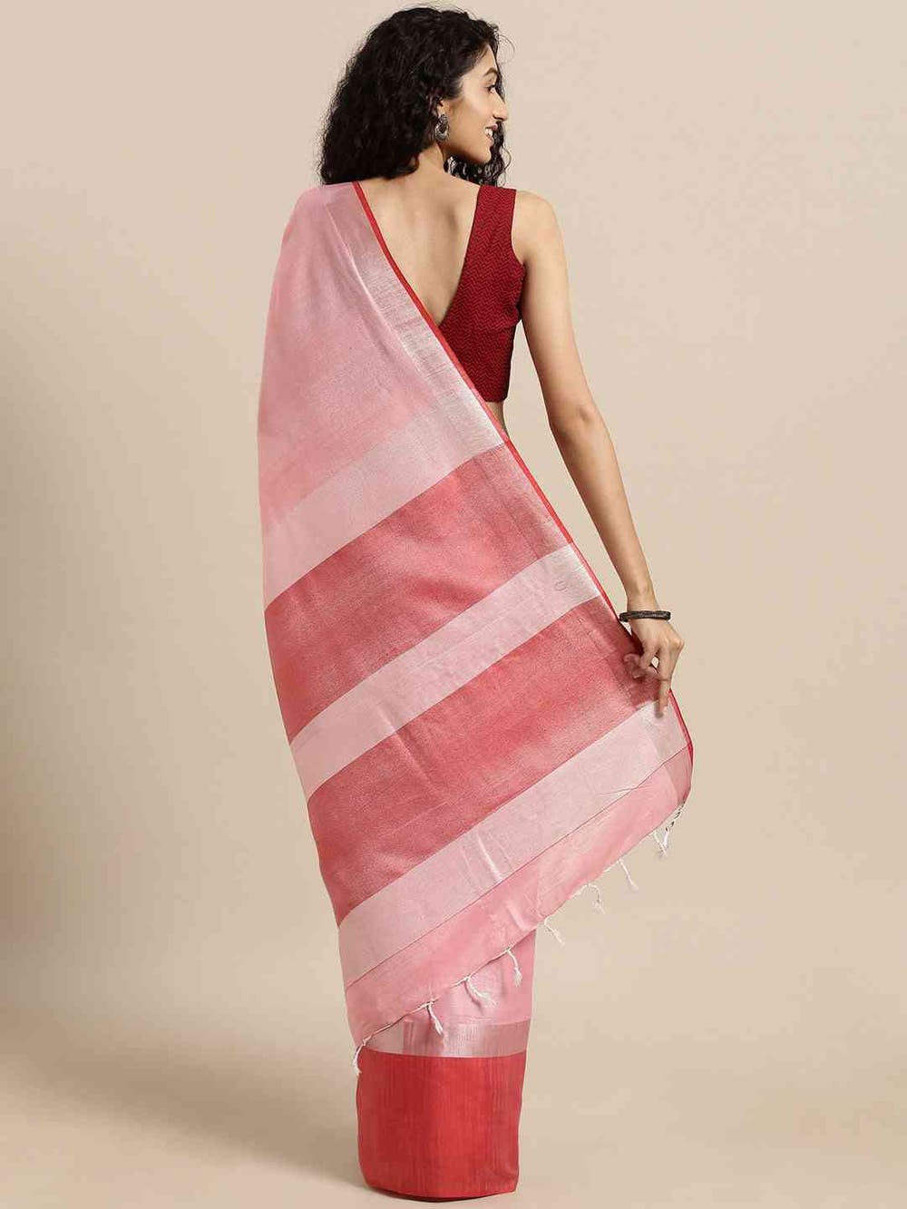 Elegant Red Colour Solid Linen Blend Saree