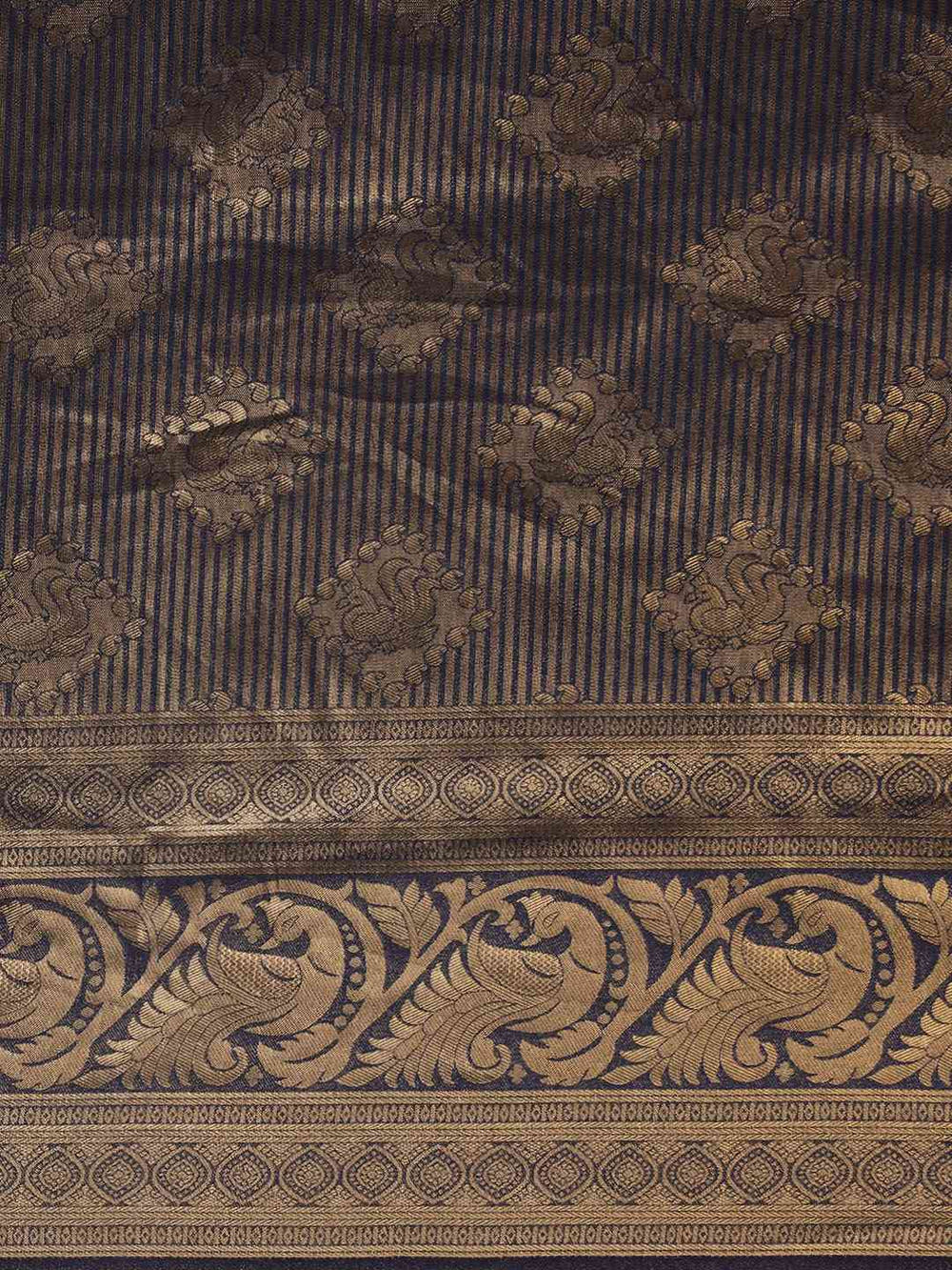 Exclusive Navy Silk Blend Banarasi Saree with Exquisite Woven Design