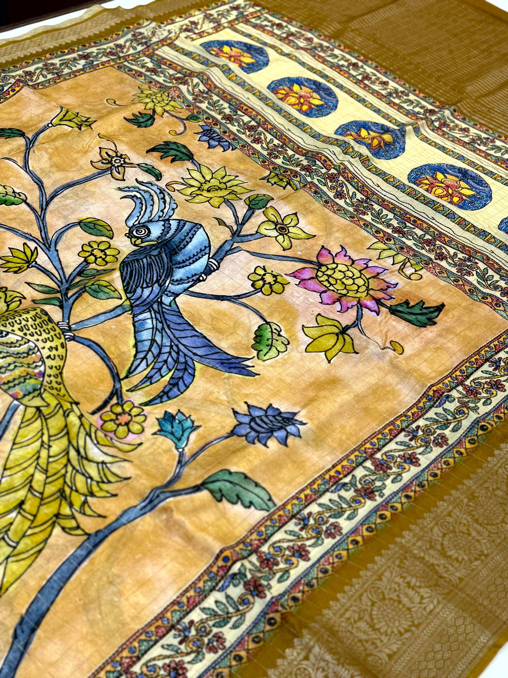Majestic Pure Viscose Dola Check Saree
