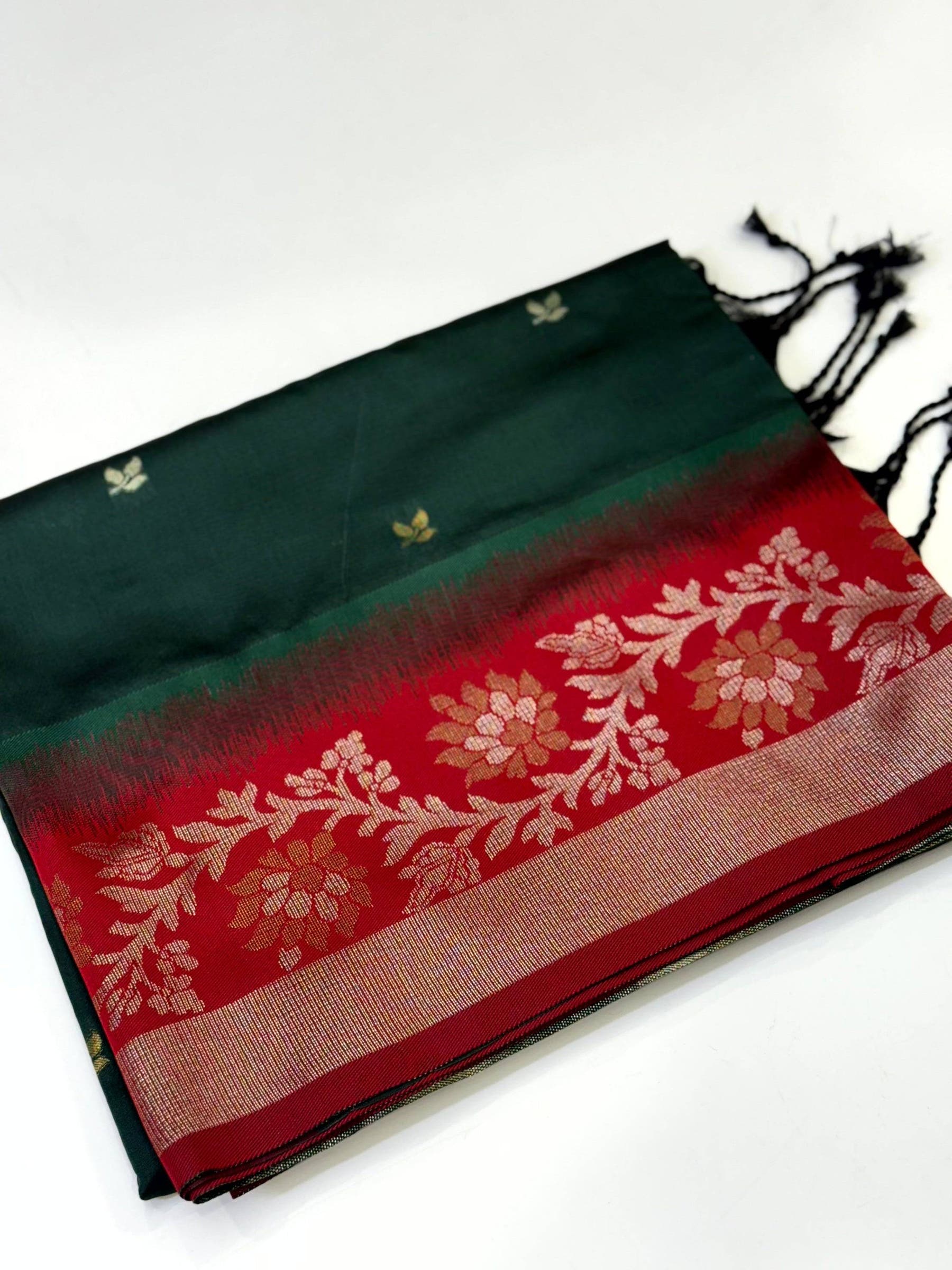 Radiant Green Gadwal Pattu Saree