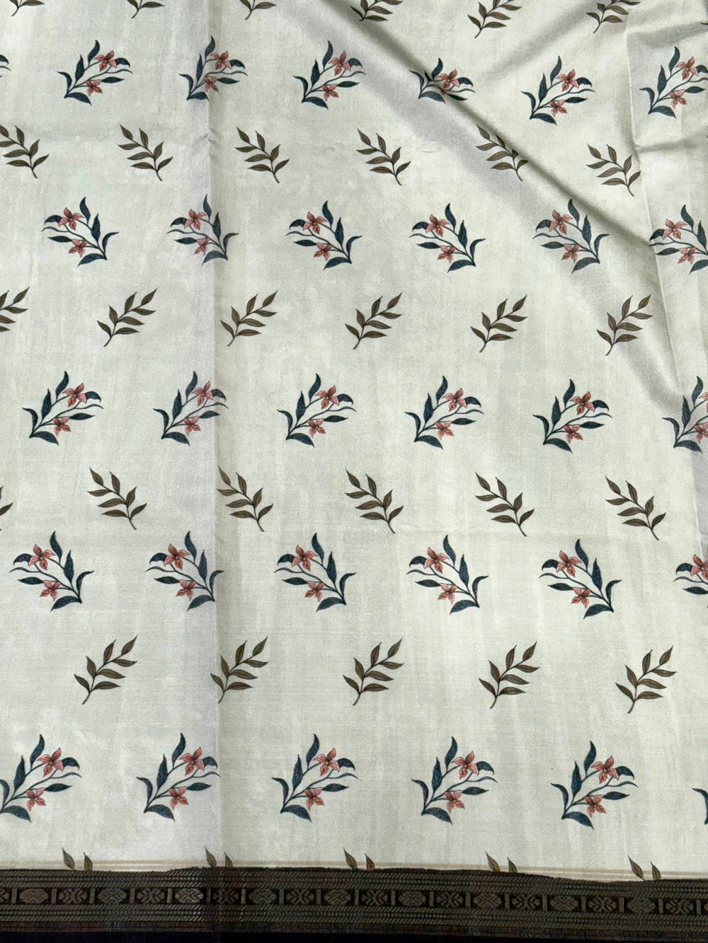 Elegant Rudraksh Border Floral Saree