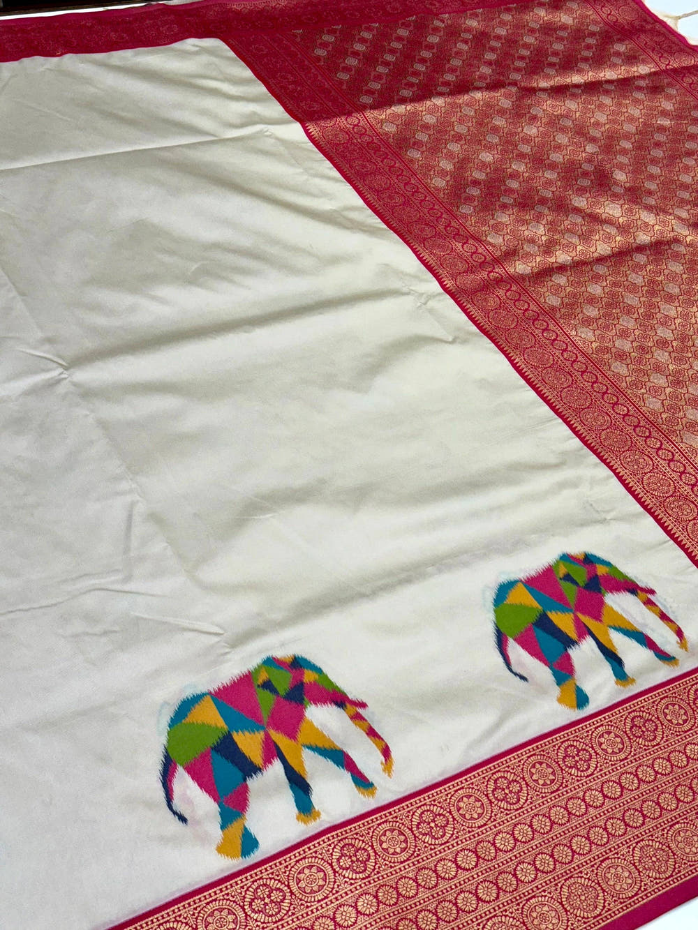 Elephant Ikkat Banarasi Soft Silk Saree