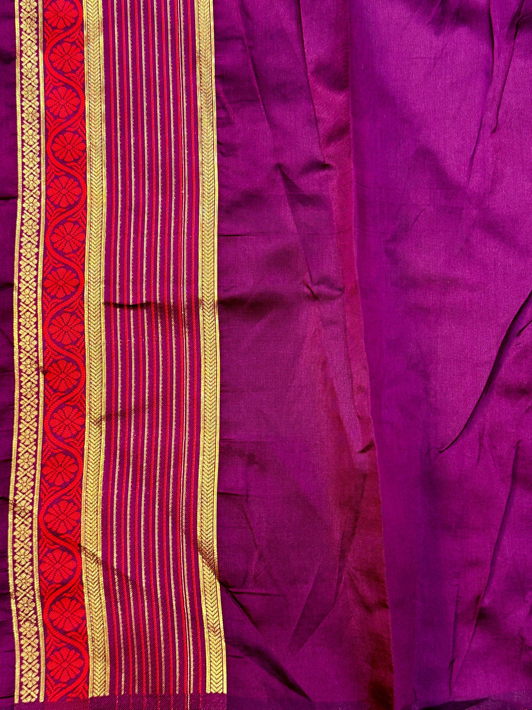Elephant Zari Banarasi Soft Silk Saree