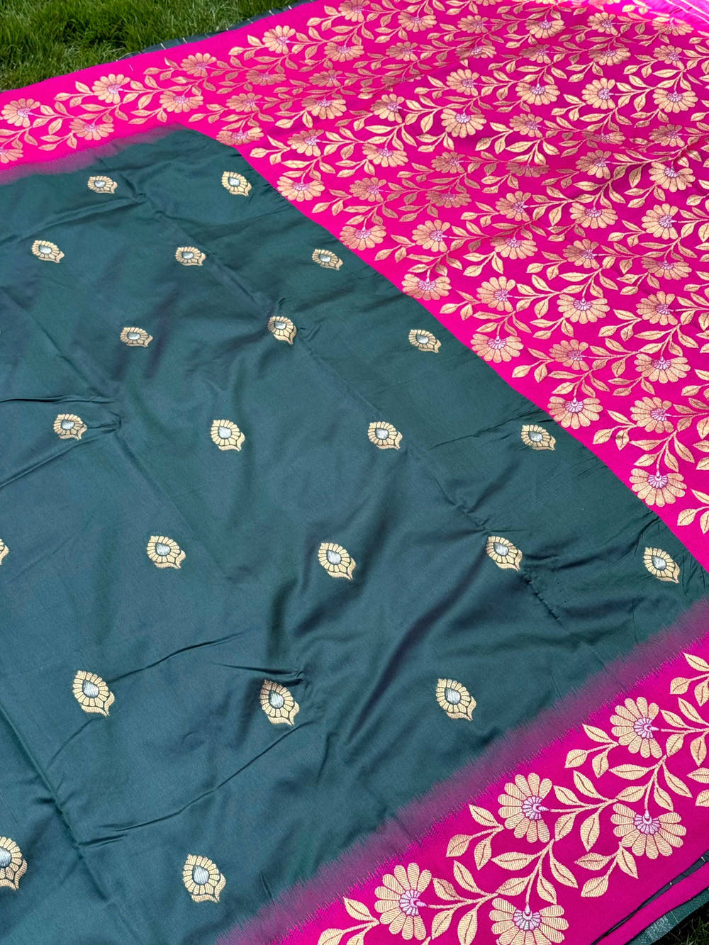 Deep Green Soft Silk Kanjivaram Saree