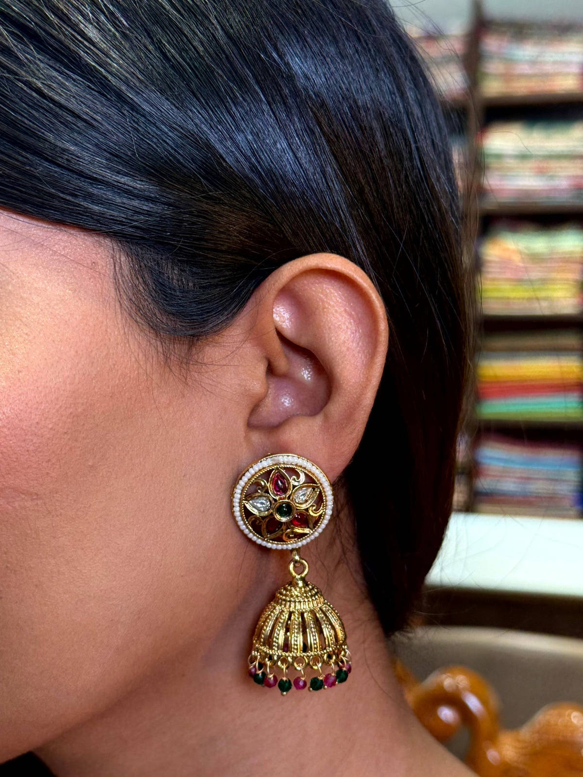 Splendid  Gold  Jhumka  Earrings