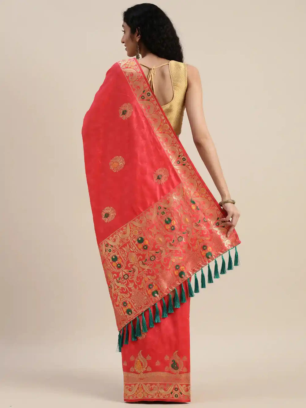 Kanjivaram Gajari Colour Ethnic Motifs Silk Saree