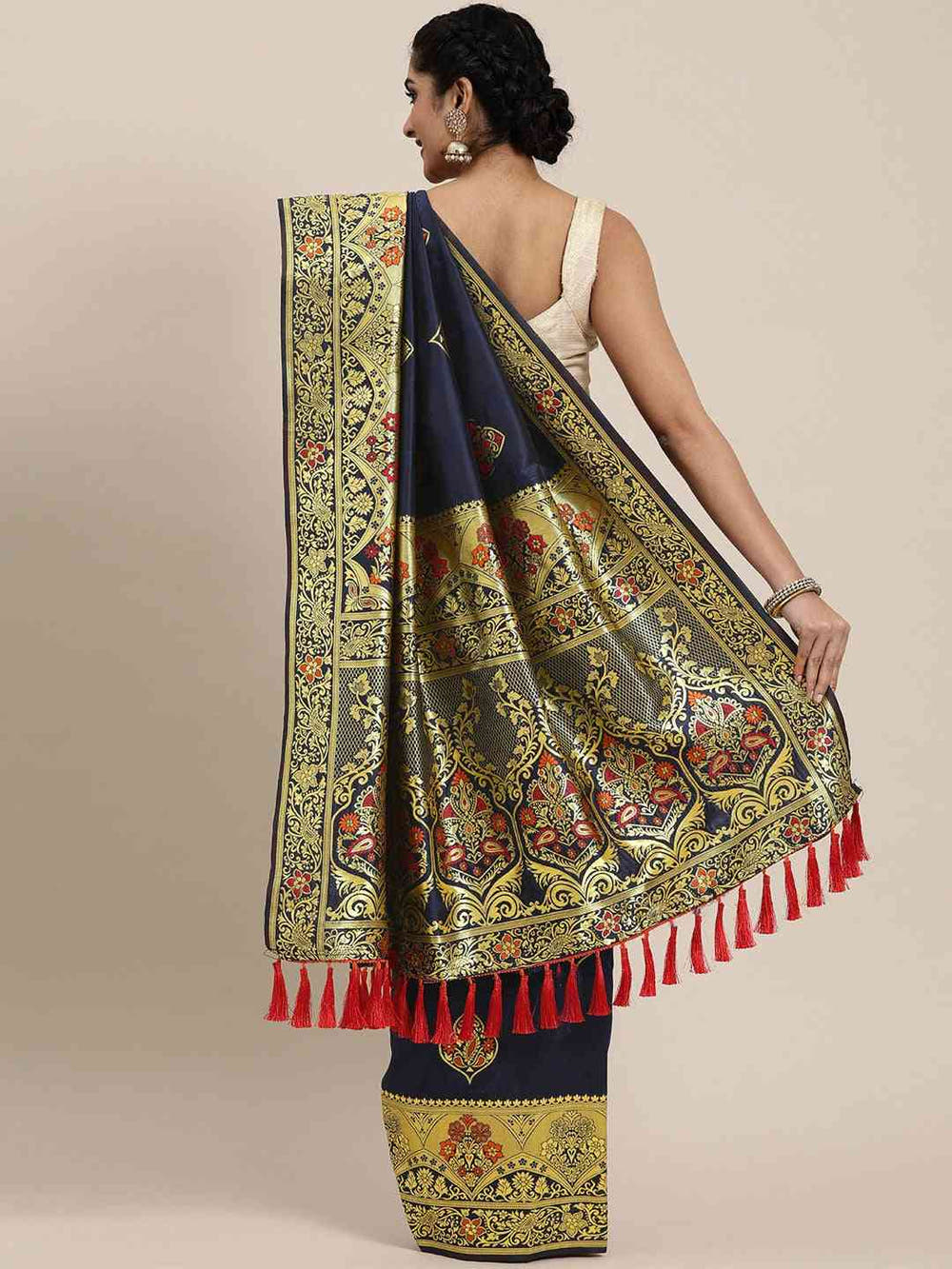 Stylish Navy Colour Kanjivaram Silk Woven Design Saree