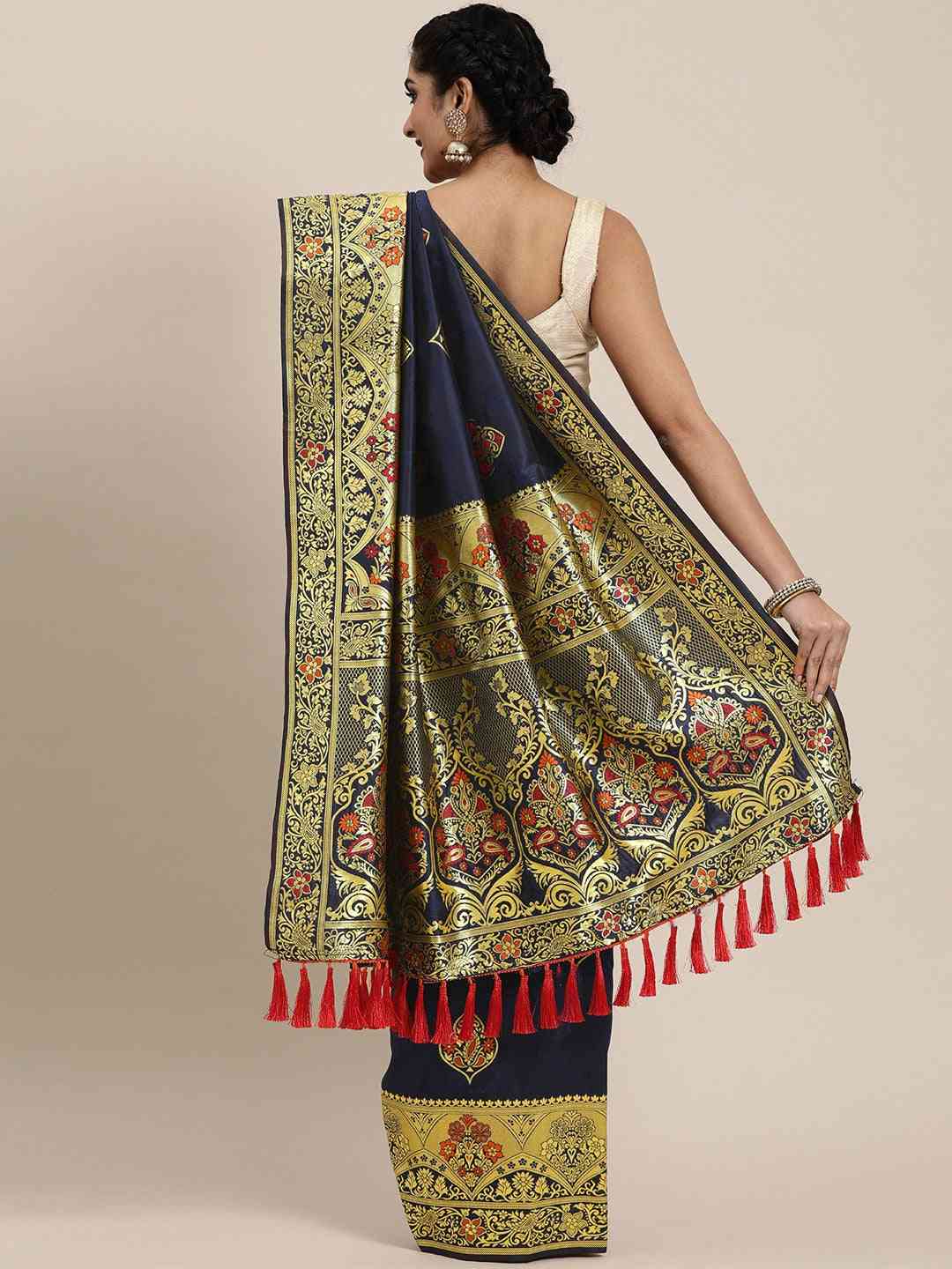 Stylish Navy Colour Kanjivaram Silk Woven Design Saree