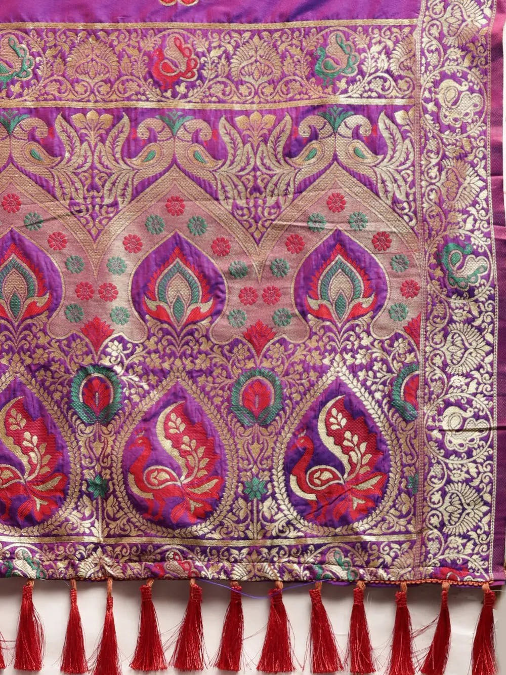 Purple Colour Silk Blend Woven Design Kanjivaram Saree