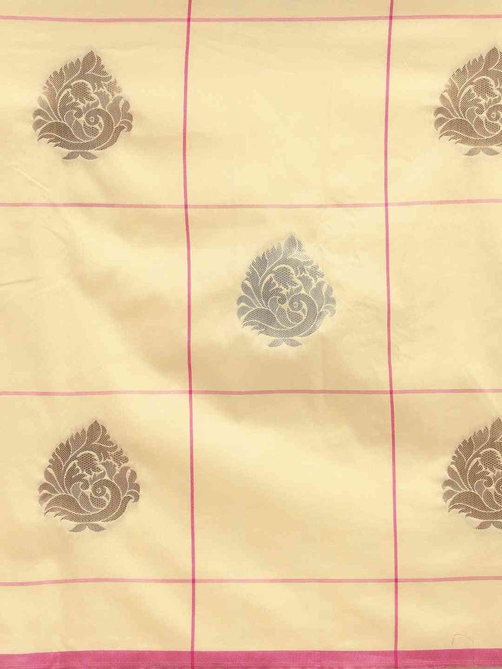 Banarasi Cream Colour Woven Design With Zari Silk Saree