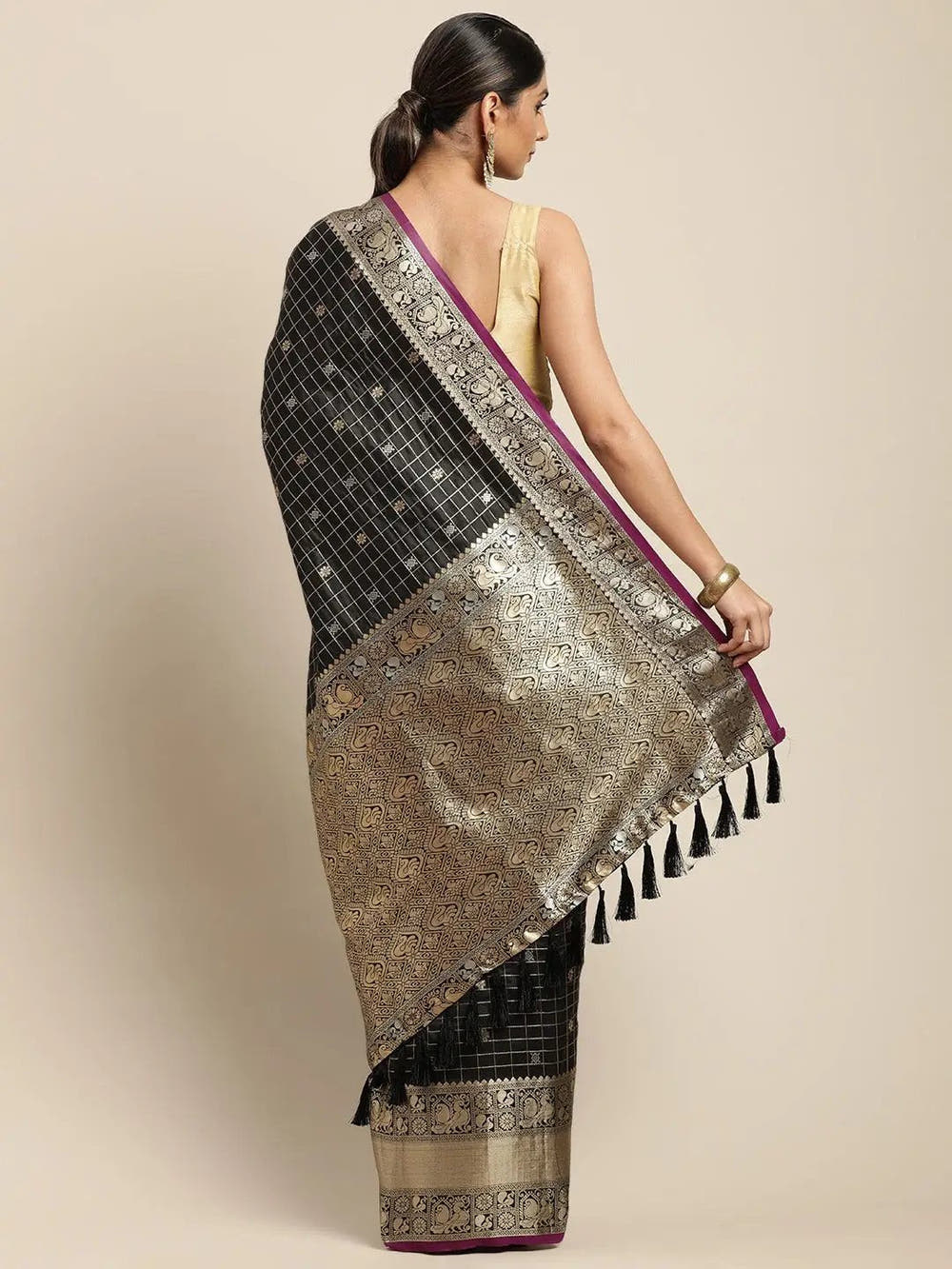 Black Kanjivaram Soft Silk Kanchi Zari Saree