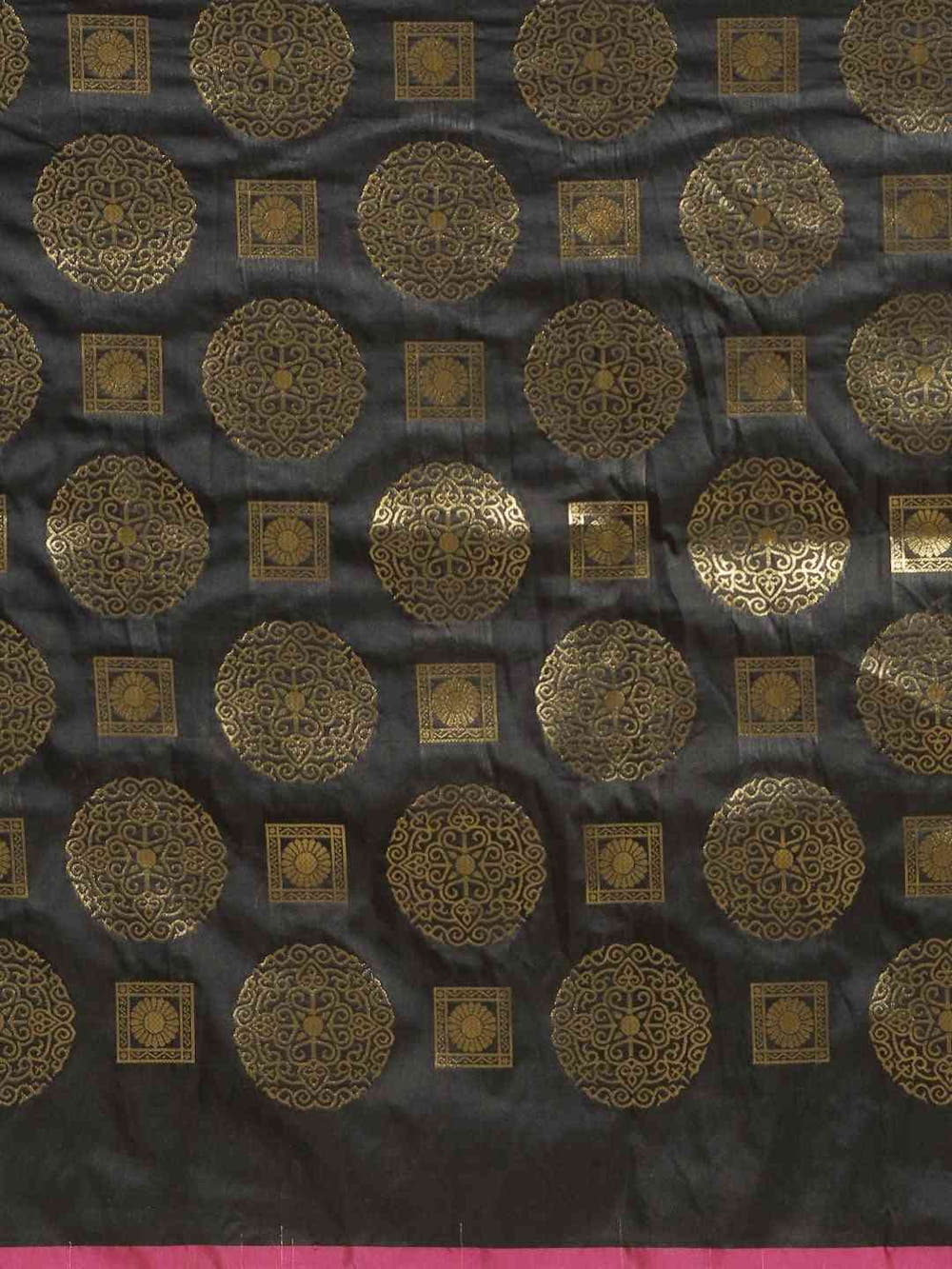 Traditional Black Colour Ethnic Motifs And Zari Silk Banarasi Saree