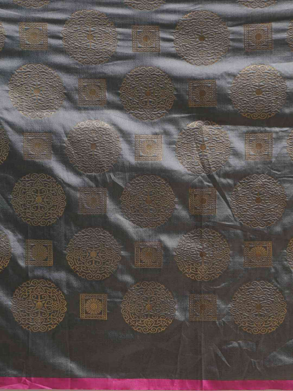 Traditional Grey Colour Ethnic Motifs And Zari Silk Banarasi Saree