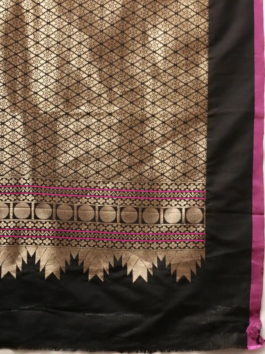 Kanjivaram Black Colour Silk Blend Woven Design Saree