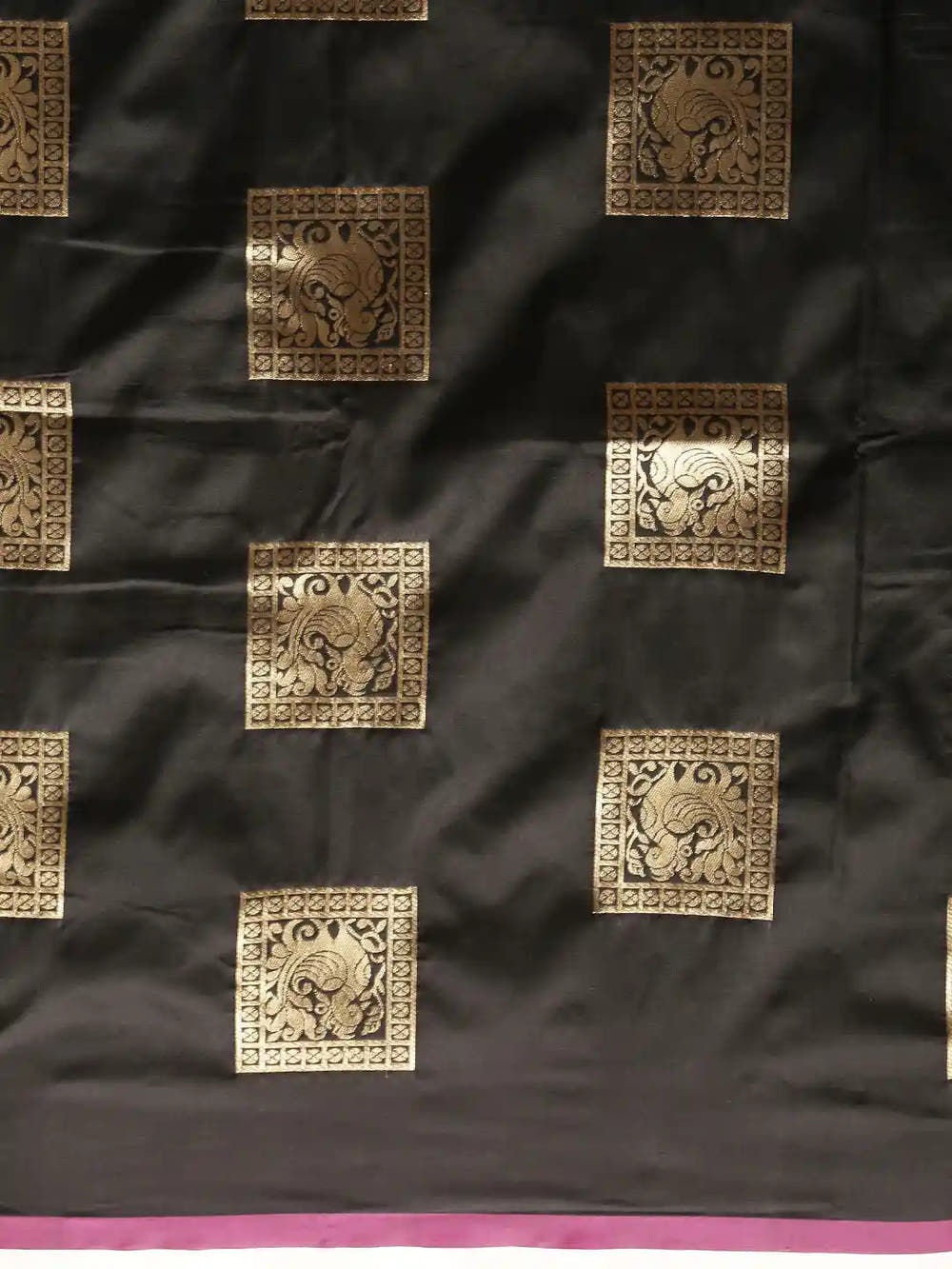 Kanjivaram Black Colour Silk Blend Woven Design Saree