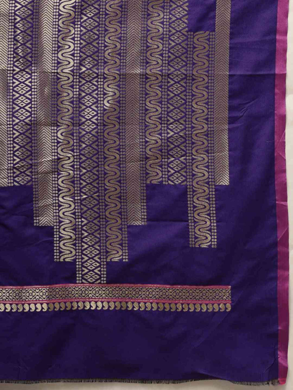 Stylish Kanjivaram Indigo Colour Silk Blend Woven Design Saree