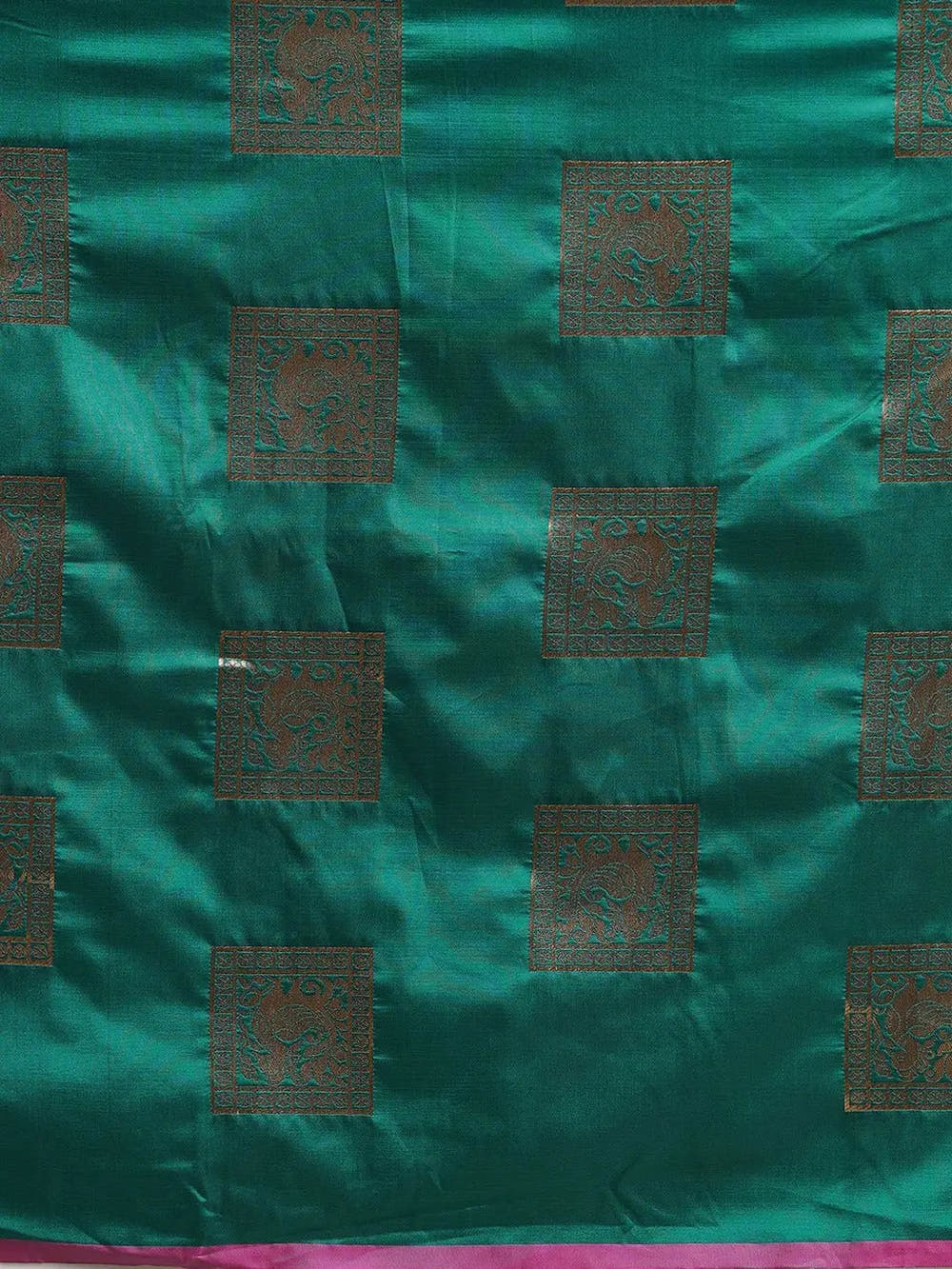 Kanjivaram Rama Colour Silk Blend Woven Design Saree