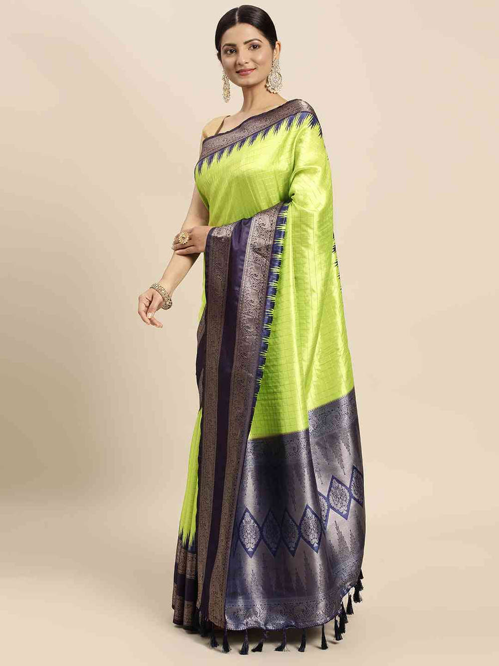  Banarasi Silk Gadwal Pattu Saree With Zari weaving