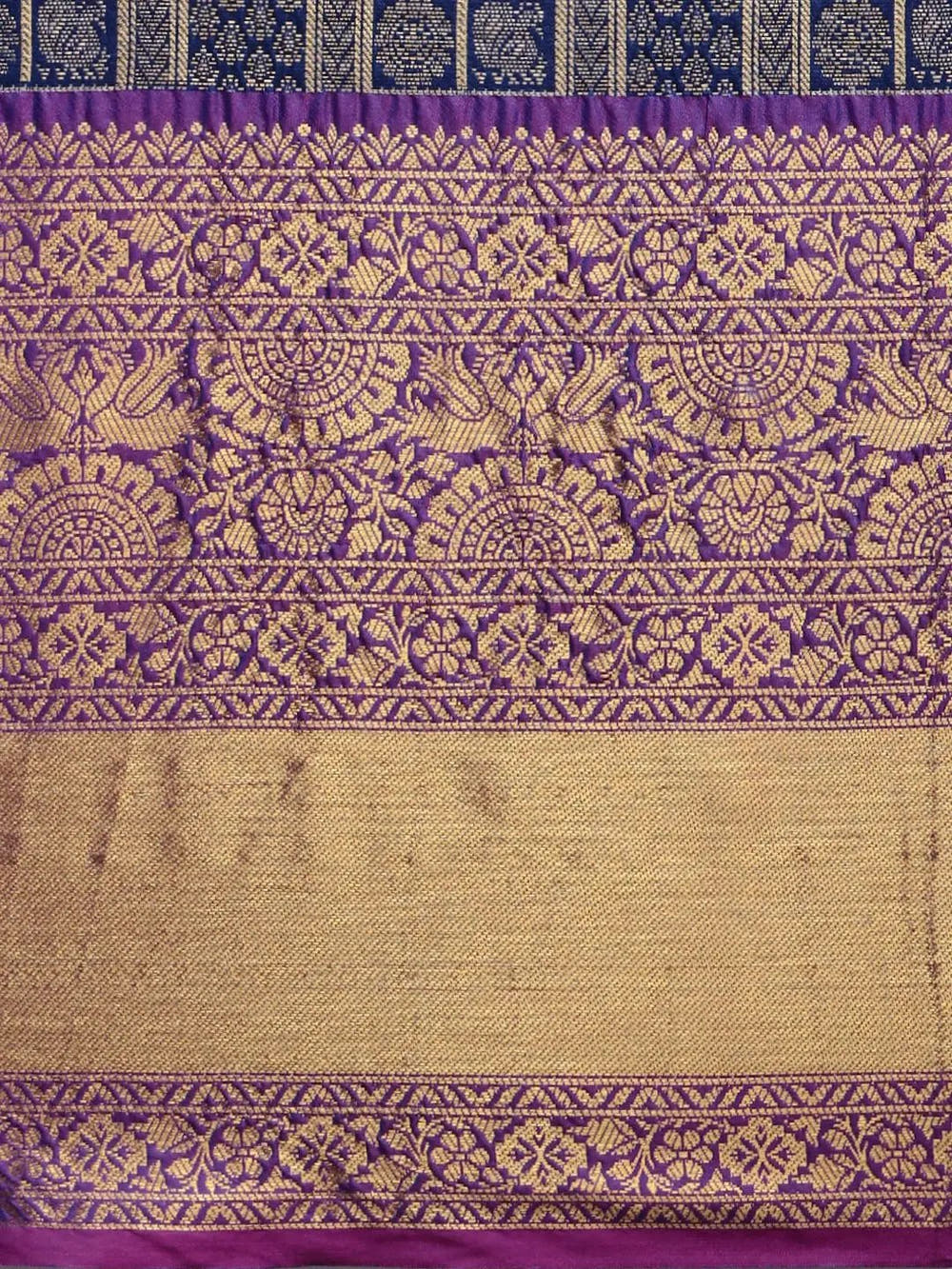 Banarasi Woven Design Saree With Zari Border