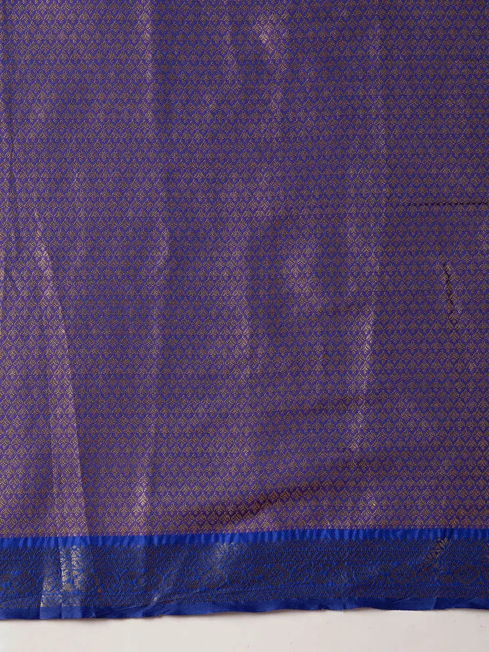 Banarasi Woven Design Saree With Zari Border