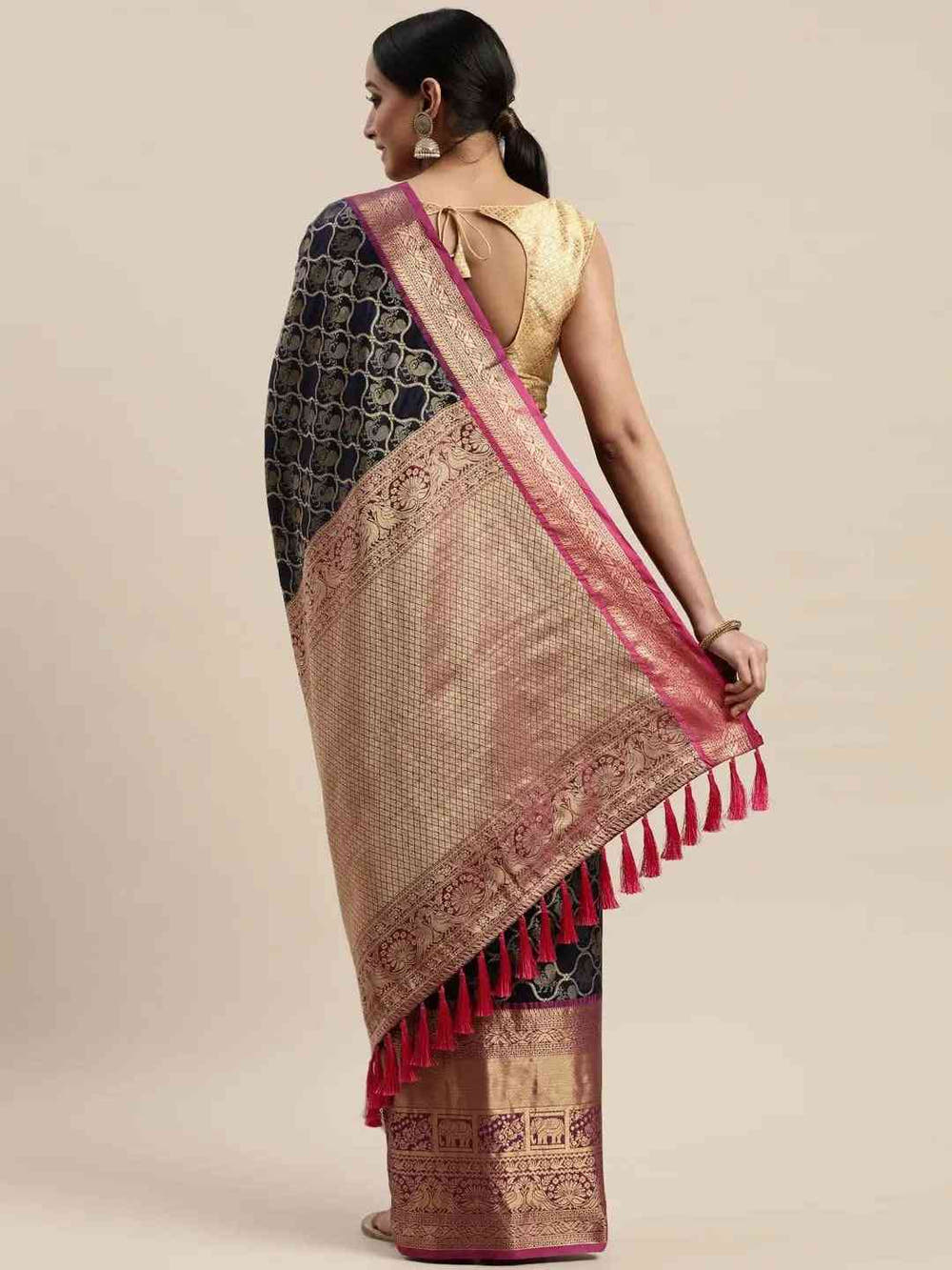 Soft Silk Navy Colour Kanjivaaram Traditional Wear Saree