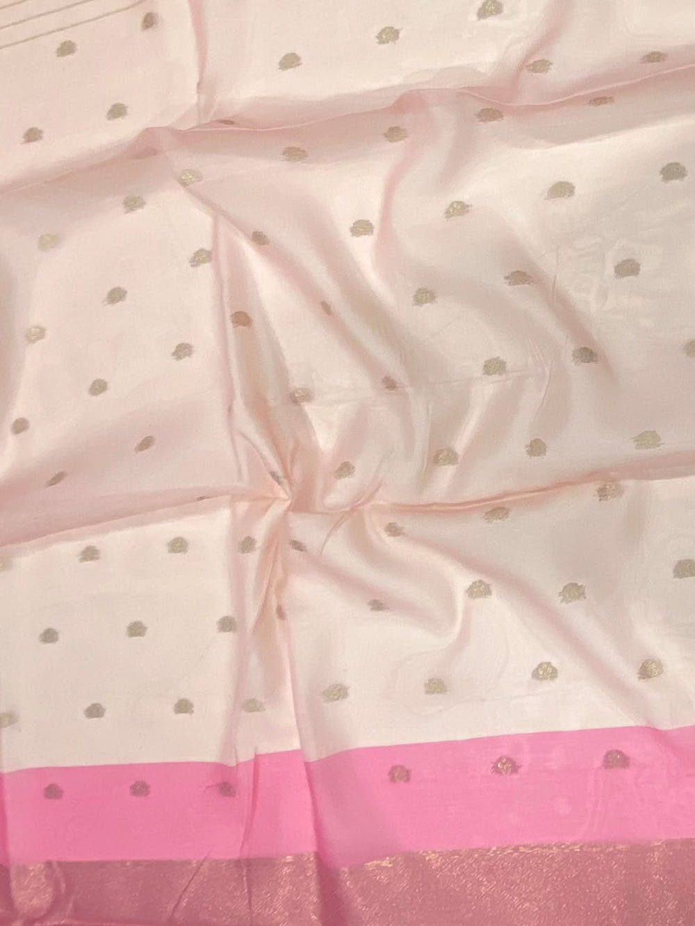 Daisy Pink Flower Vely Print Saree