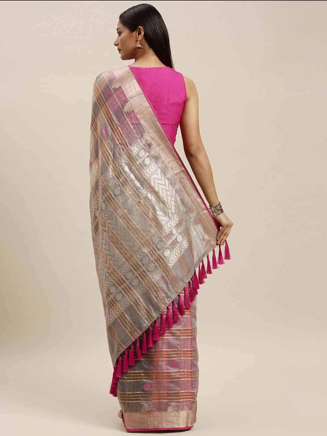 Festive Organza Silk Zari Chex Weaving Saree in Silver Colour