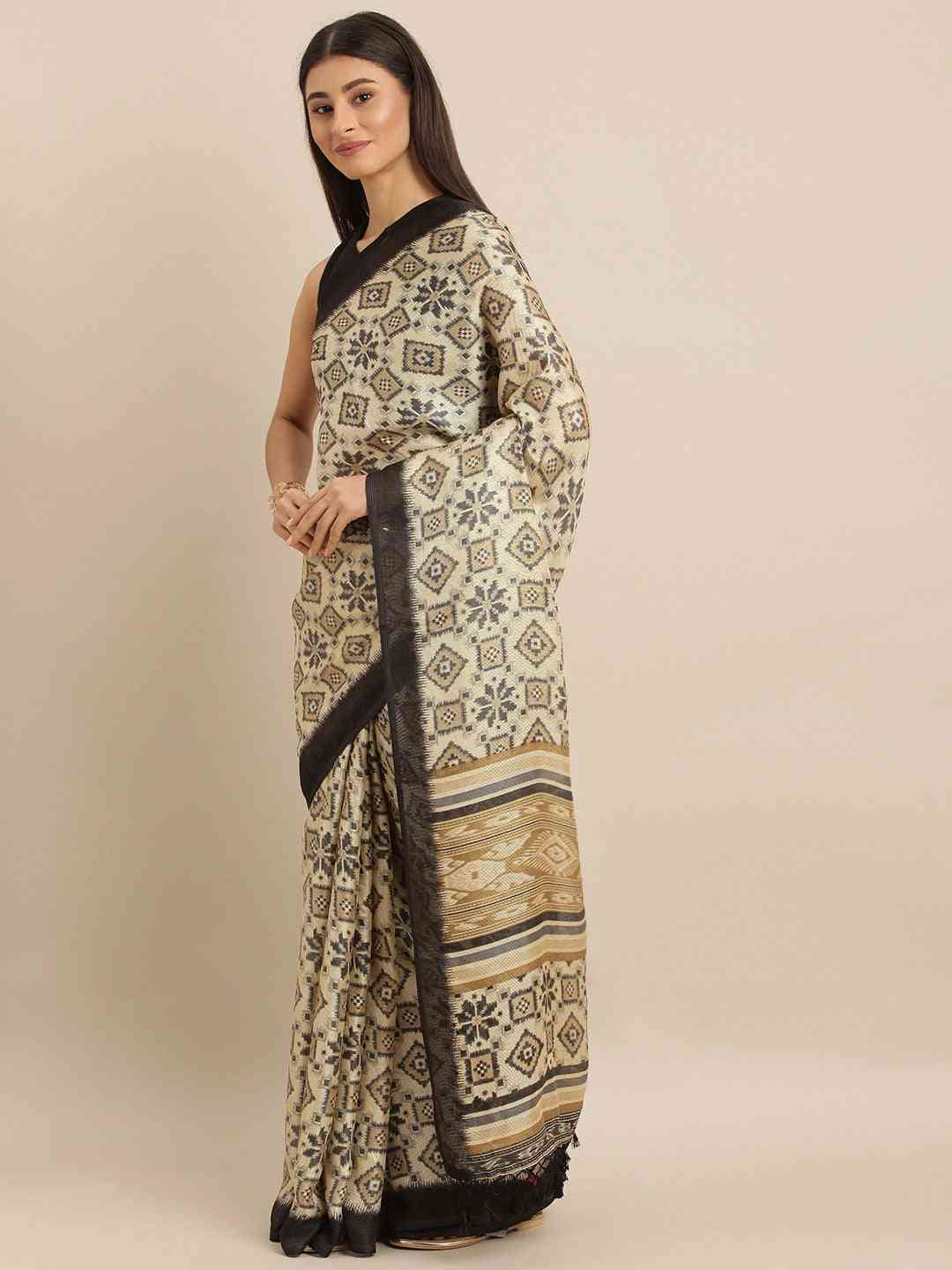 Patola Silk Saree With Ethnic Motifs
