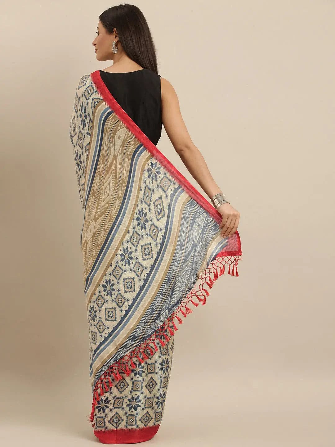 Patola Silk Saree With Ethnic Motifs