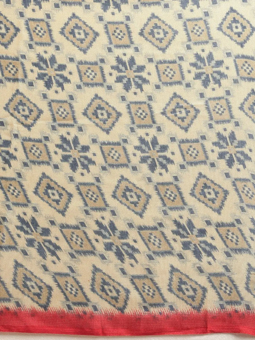 Patola Silk Saree With Ethnic Motifs