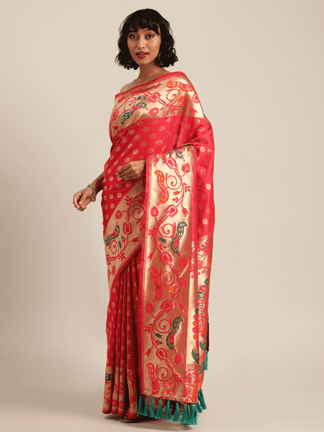 Stylish Pink Colour Silk Banarasi Saree With Woven Design