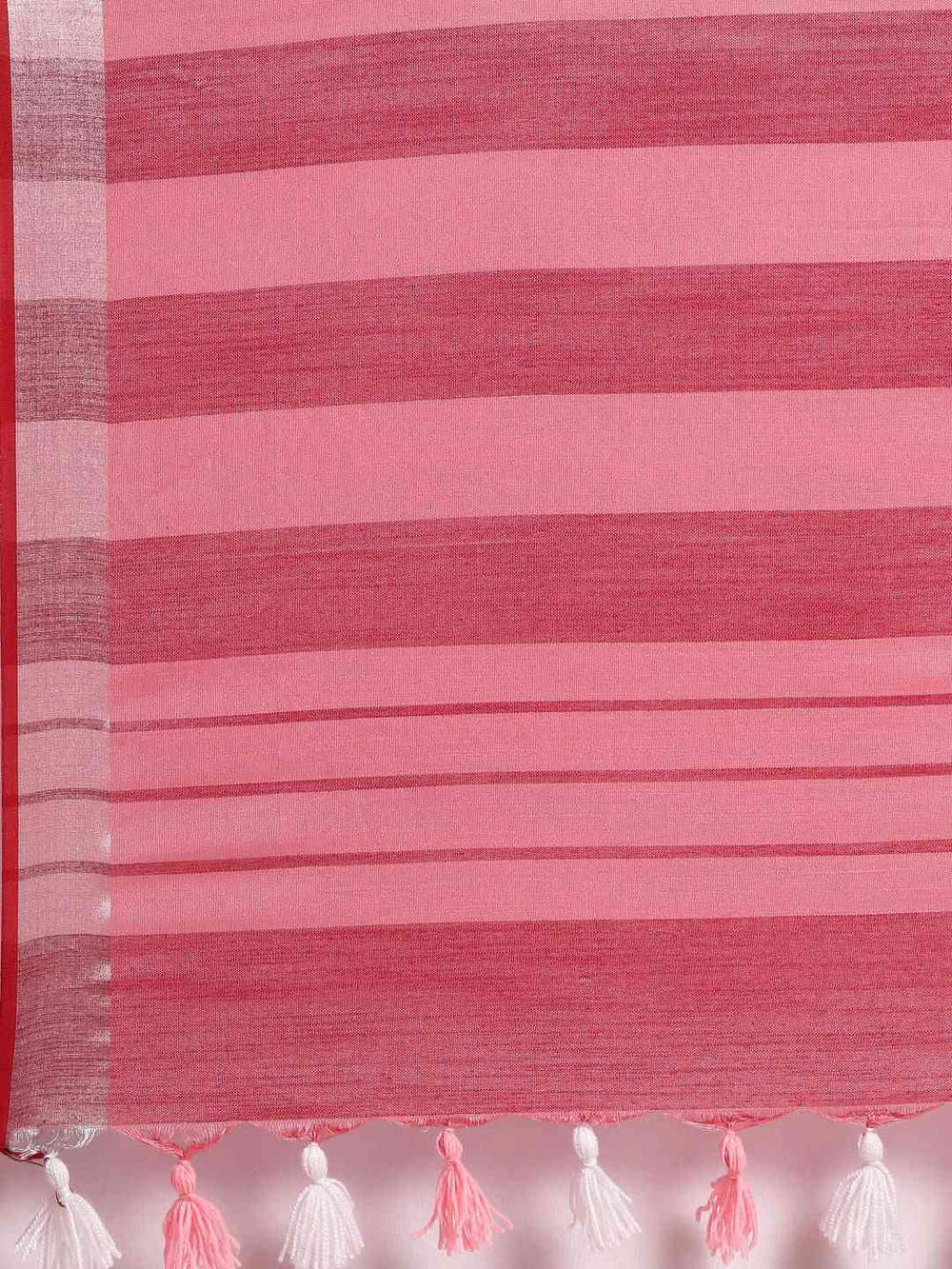 Stylish Solid Linen Saree With Zari Border