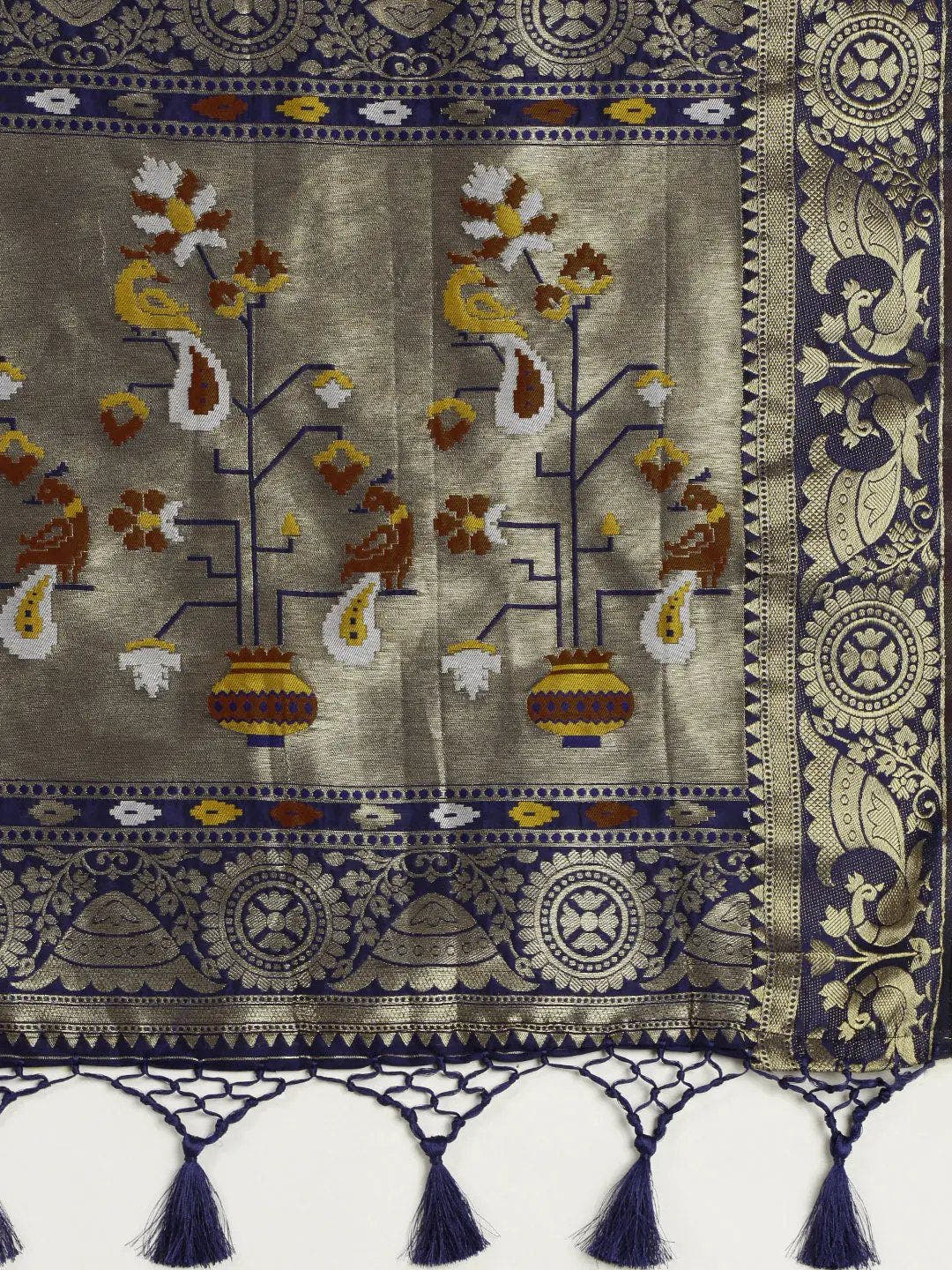 Patola Soft Silk Banarasi Saree With Zari border 