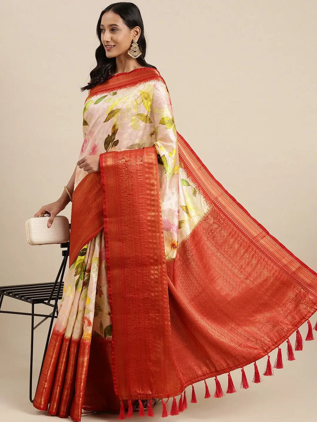 Red Colour Digital Floral Print Pattu Banarasi Silk Saree
