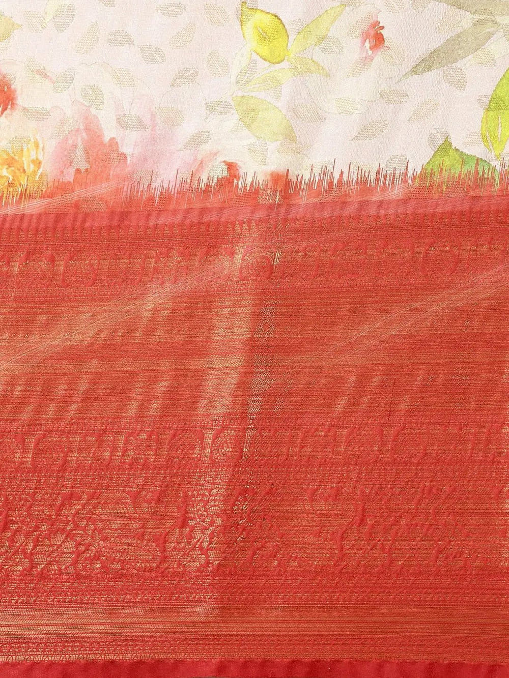 Red Colour Digital Floral Print Pattu Banarasi Silk Saree
