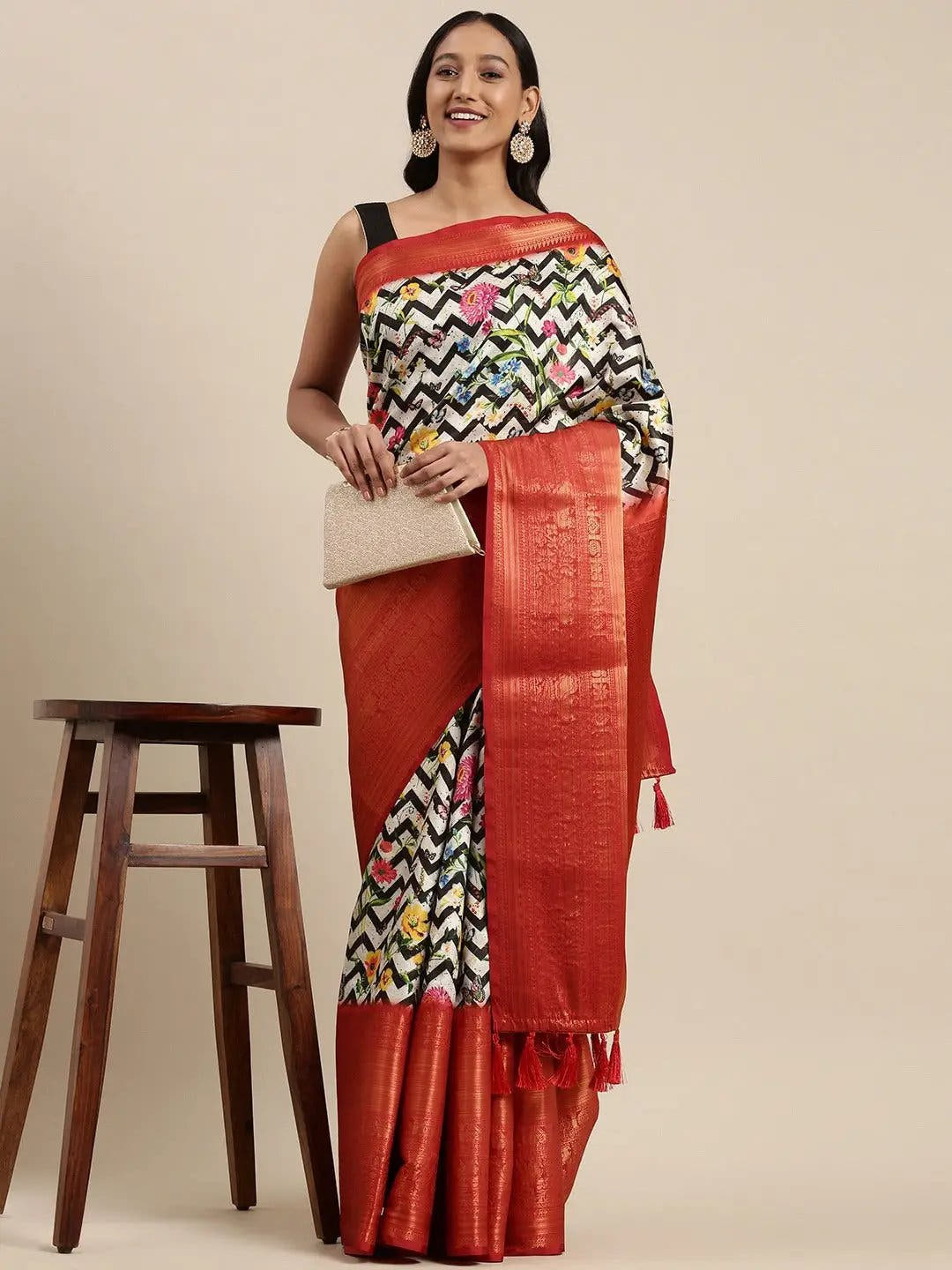 Off White Digital Kalamkari Print Pattu Banarasi Silk Saree