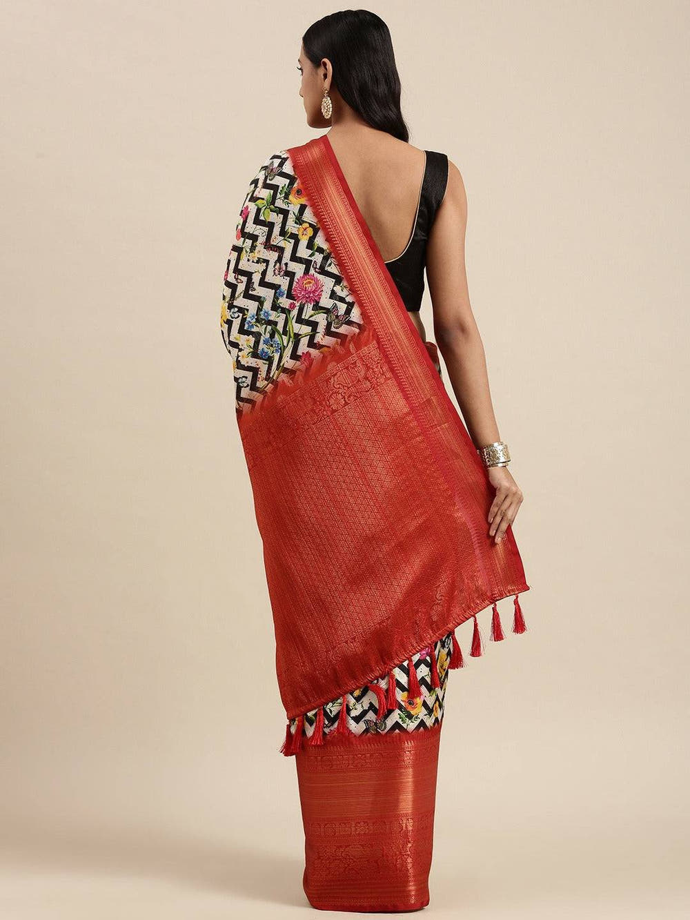 Off White Digital Kalamkari Print Pattu Banarasi Silk Saree