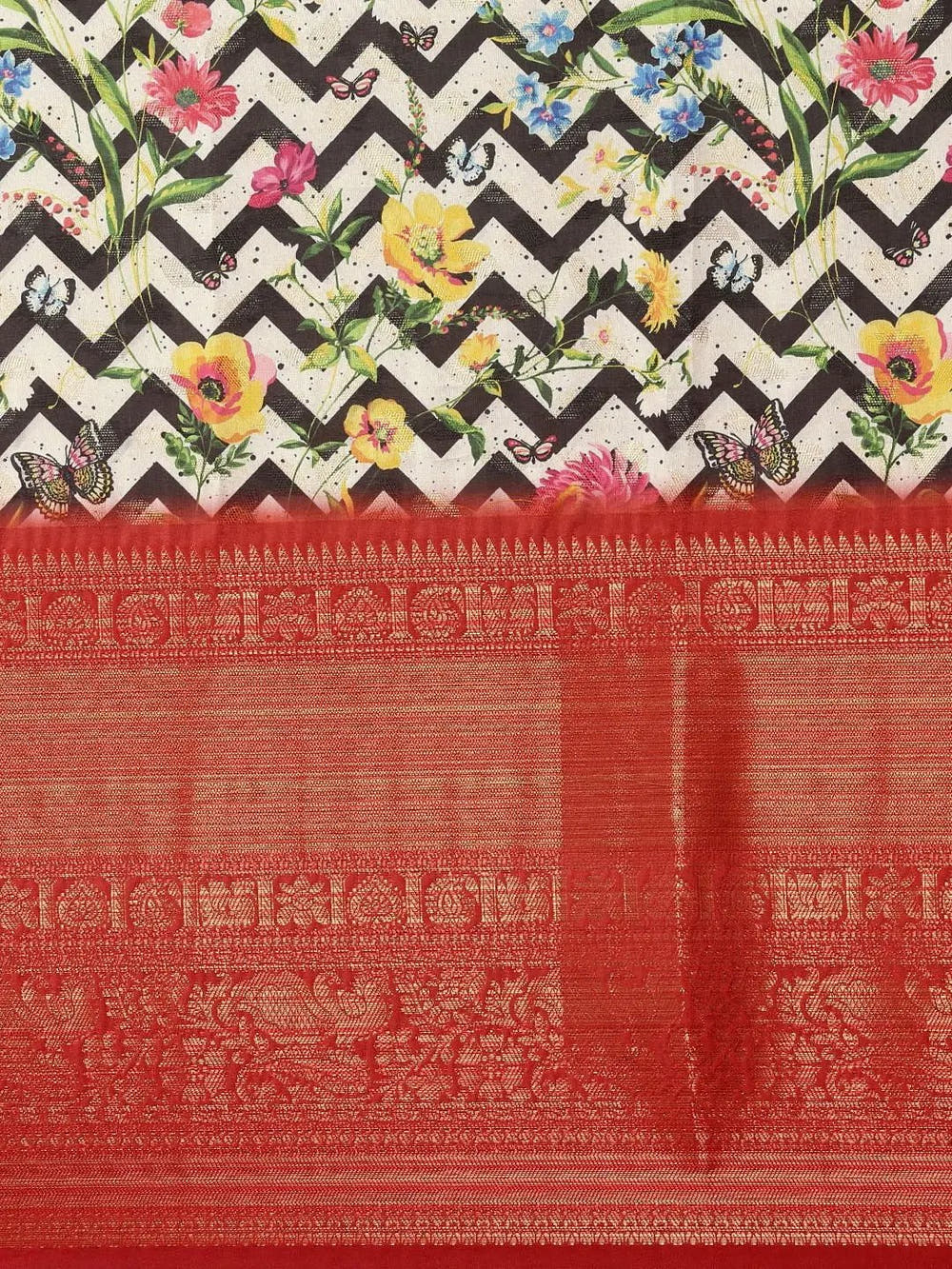 Off White Digital Kalamkari Print Pattu Banarasi Silk Saree