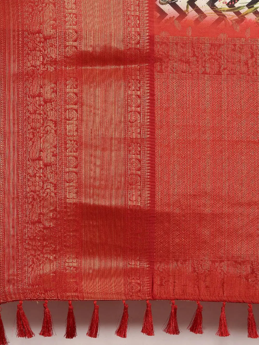 Off White Digital Kalamkari Print Pattu Banarasi Silk Saree
