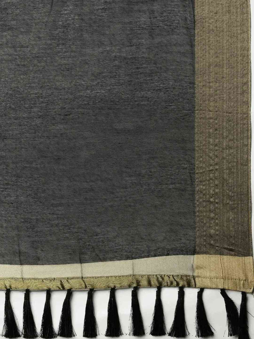 Banarasi Silk Saree With Woven Design And Zari Work