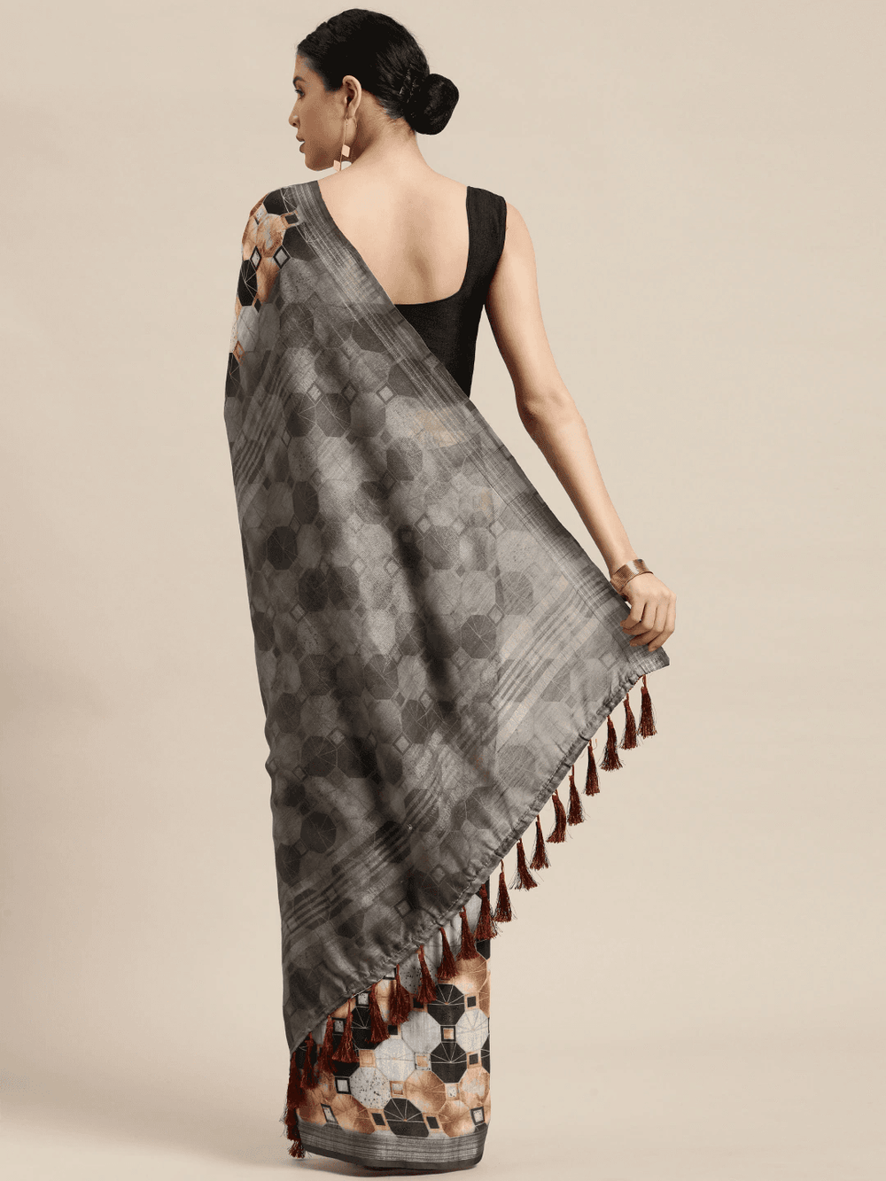 Exclusive Soft Linen Digital Print Festive Wear Saree