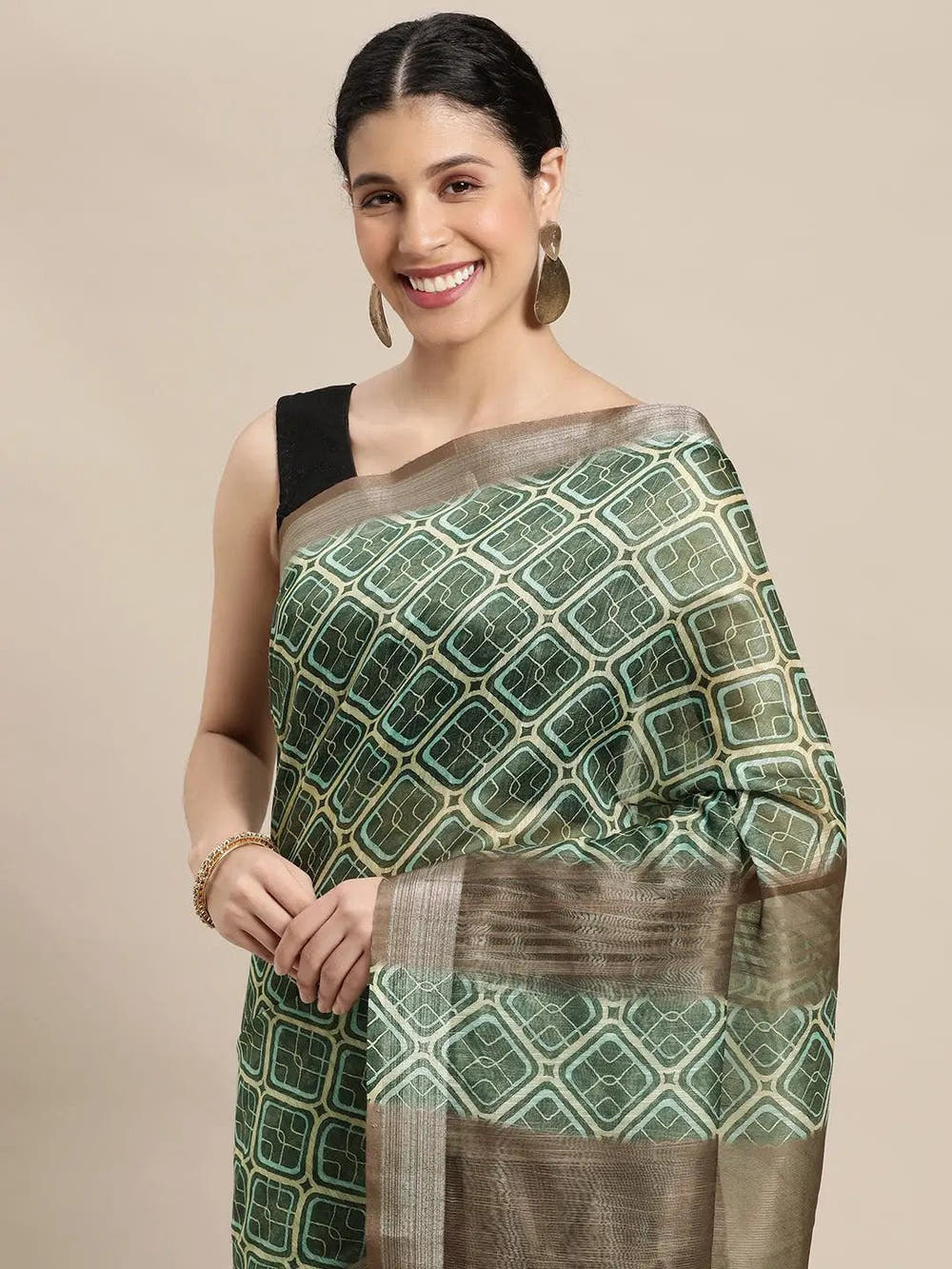 Exclusive Green Colour Soft Linen Digital Print Festive Wear Saree