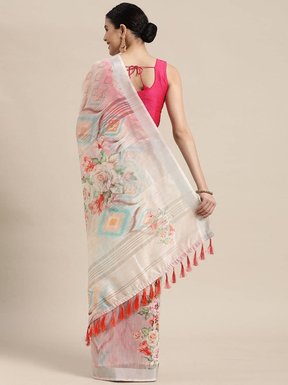 Beautiful White Colour Digital Flower Print Soft Linen Saree