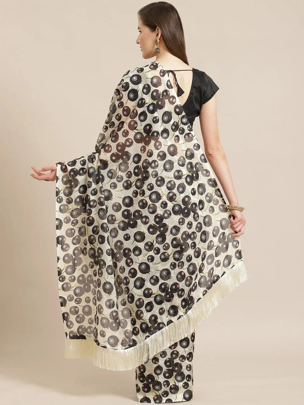 Stylish Cream Colour Poly Chiffon Geometric Print Saree