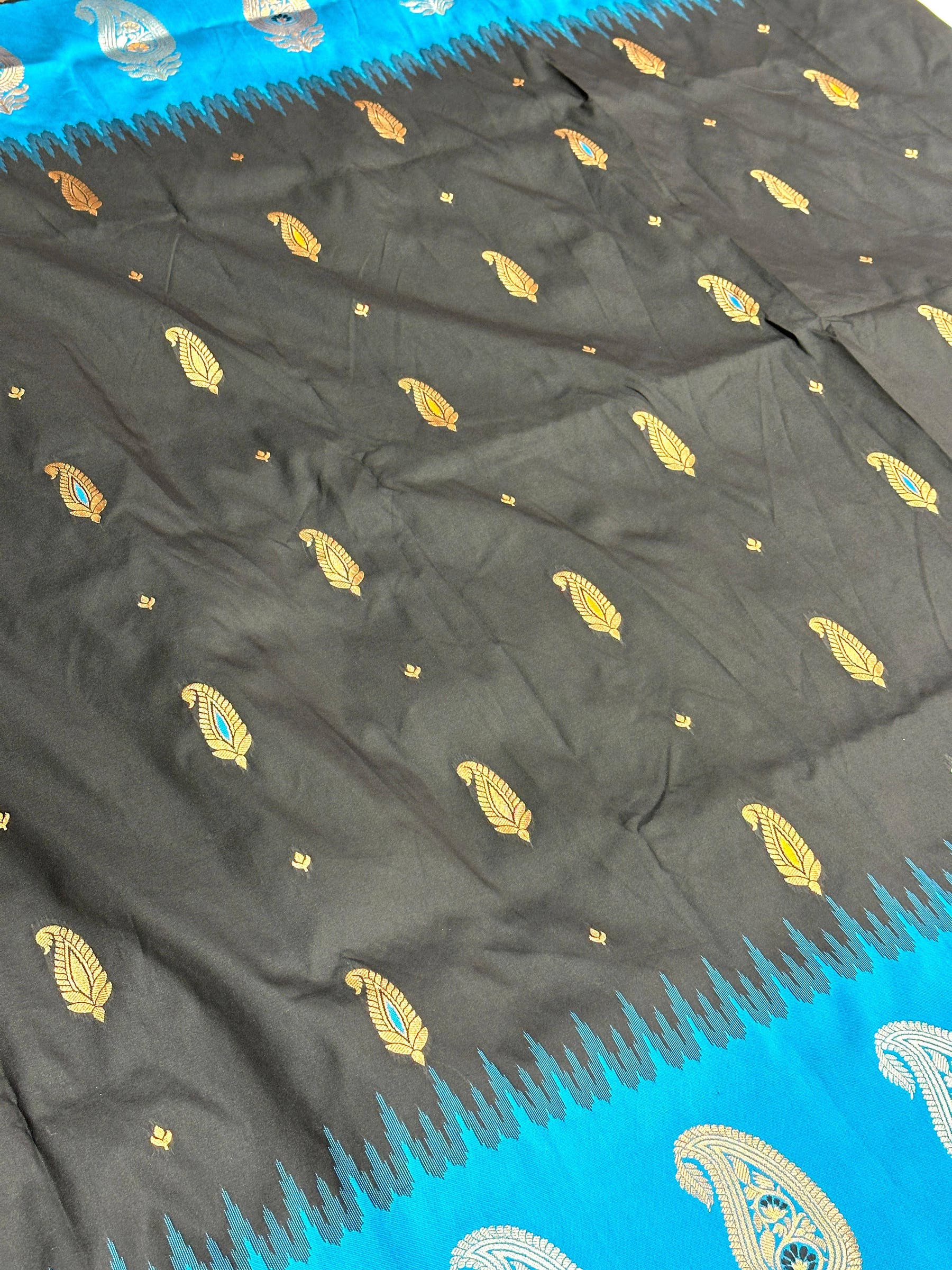 Black Mango Butti Soft Silk Saree