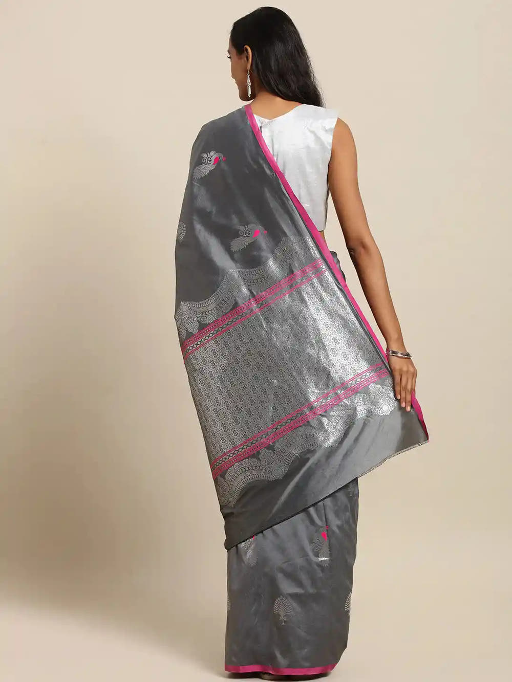 Beayutiful Kanjivaram Grey Colour Silk Blend Woven Design Saree